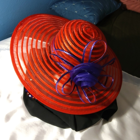 Jaclyn Smith Accessories - RED HATT CLUB  Hat